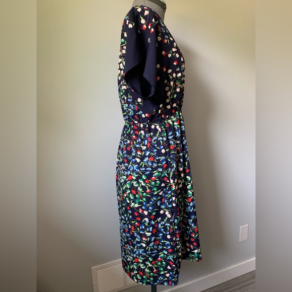 Navy blue and floral print dress - Picture 2 of 10